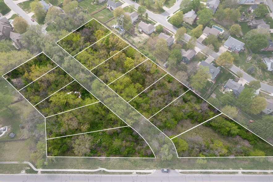 West 48th Ter, Shawnee, KS for sale - Building Photo - Image 3 of 27