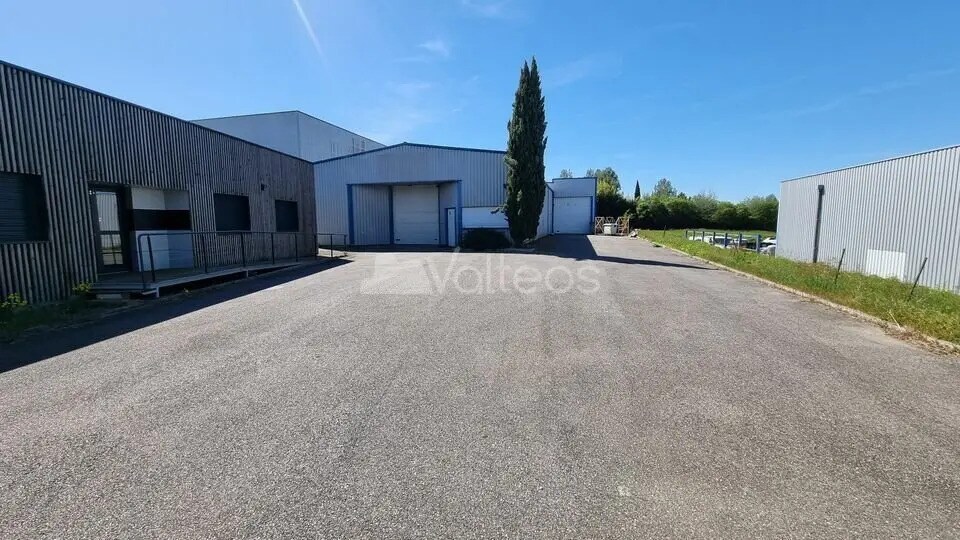 Flex in Mondouzil for sale Building Photo- Image 1 of 9