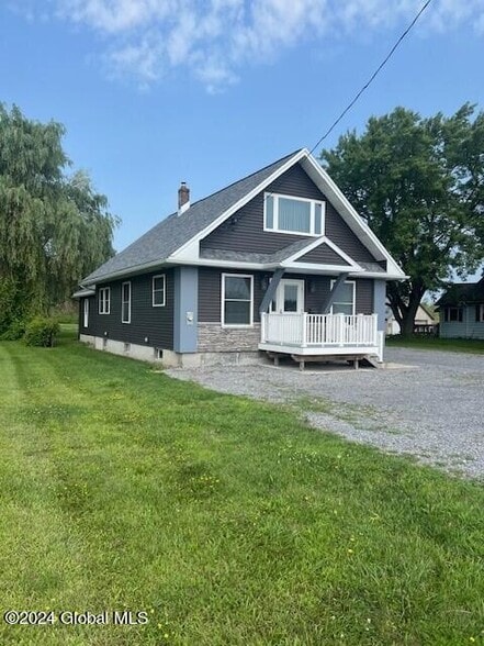 4700 NY-30, Amsterdam, NY for sale - Primary Photo - Image 1 of 13