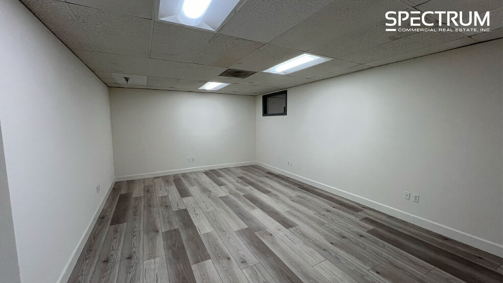 6727 Odessa Ave, Van Nuys, CA for lease - Interior Photo - Image 2 of 15