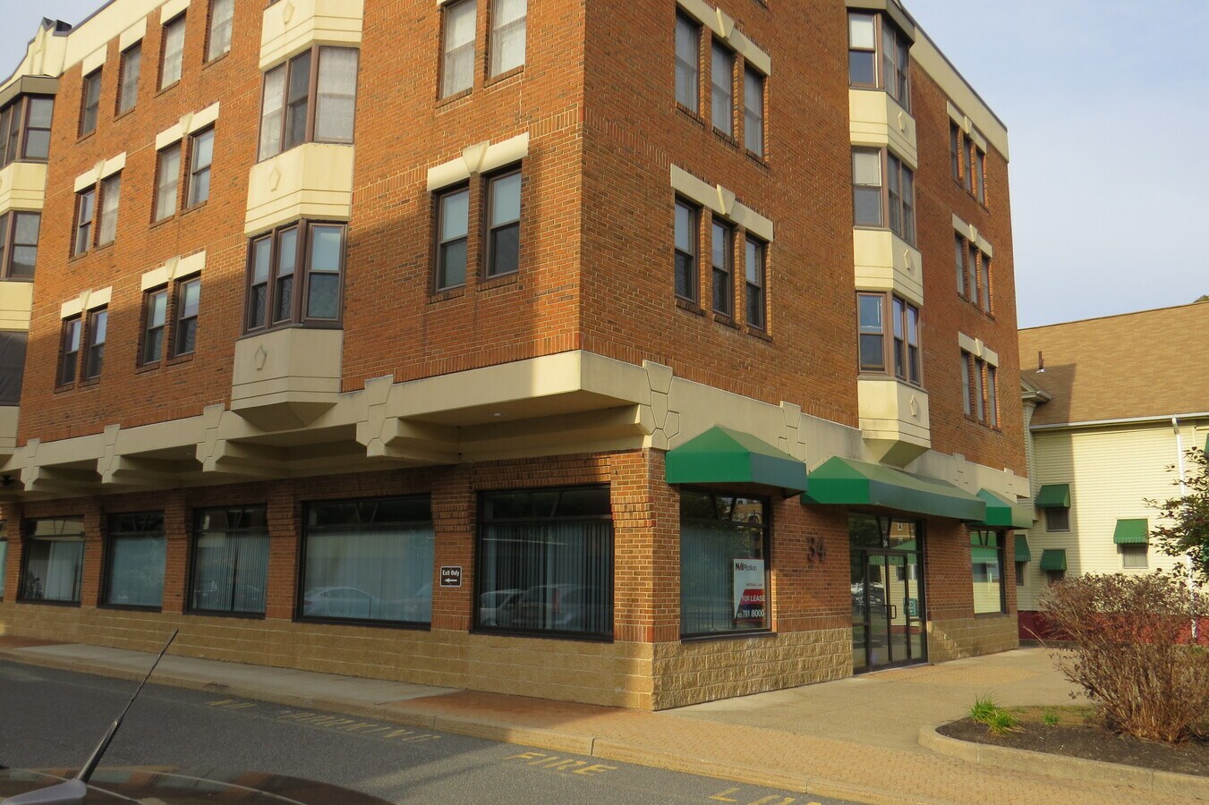 34 Sumner Ave, Springfield, MA 01108 Office/Retail for Lease