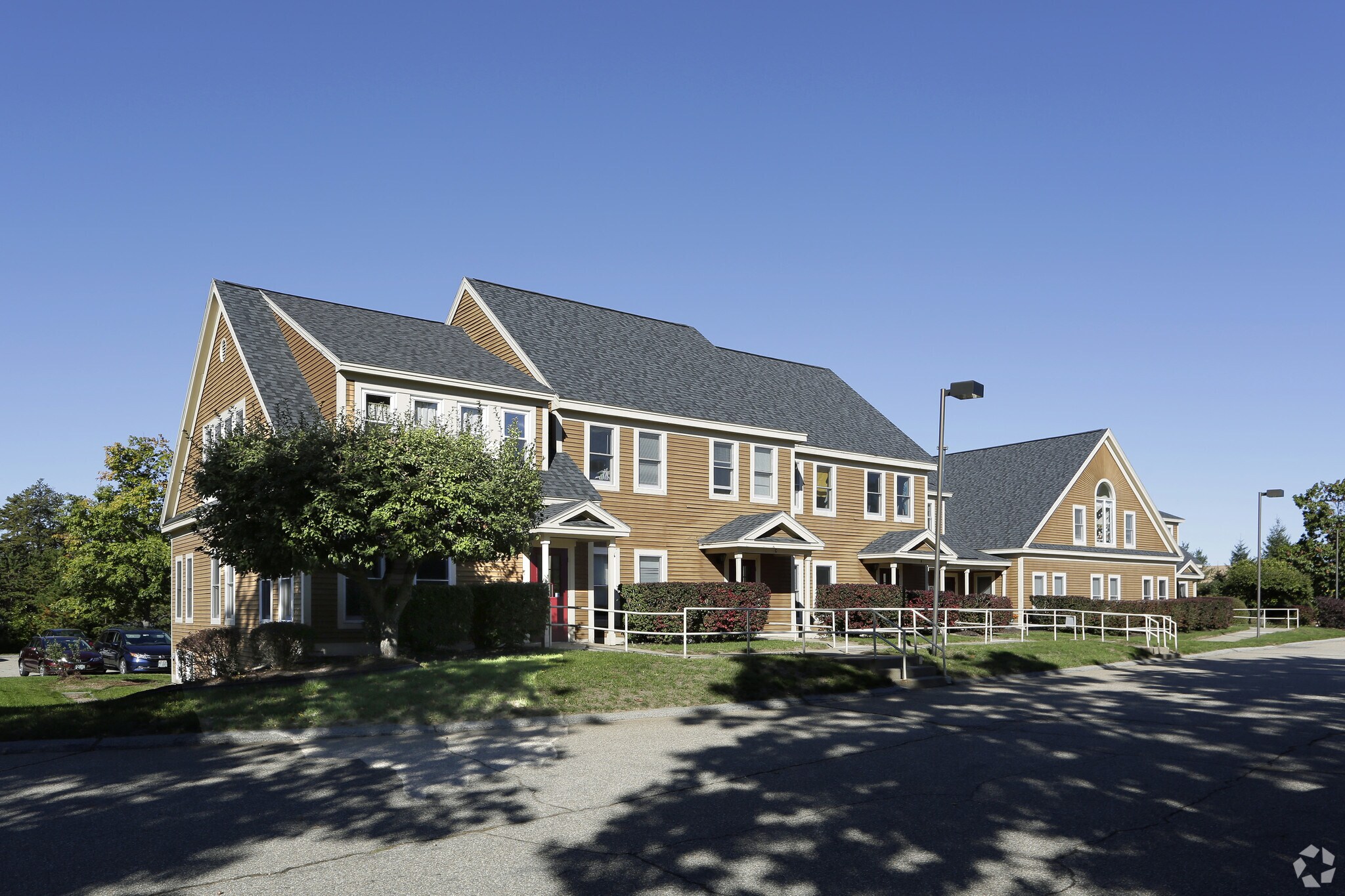 261 Sheep Davis Rd, Concord, NH for sale Primary Photo- Image 1 of 1