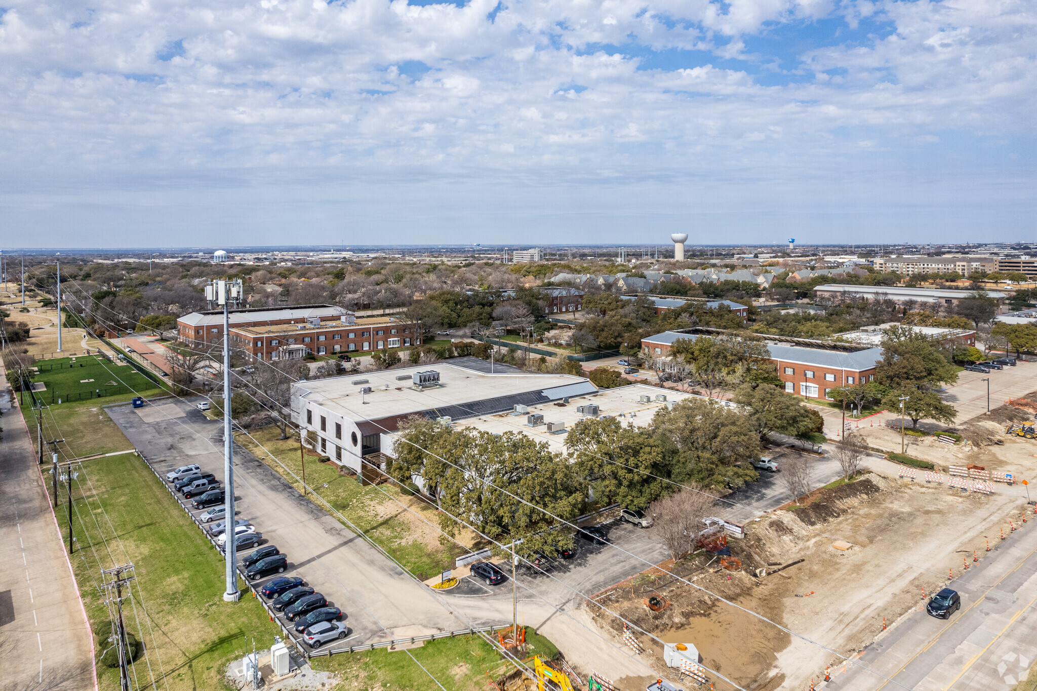 14665 Midway Rd, Addison, TX 75001 - Midway Office Park | LoopNet