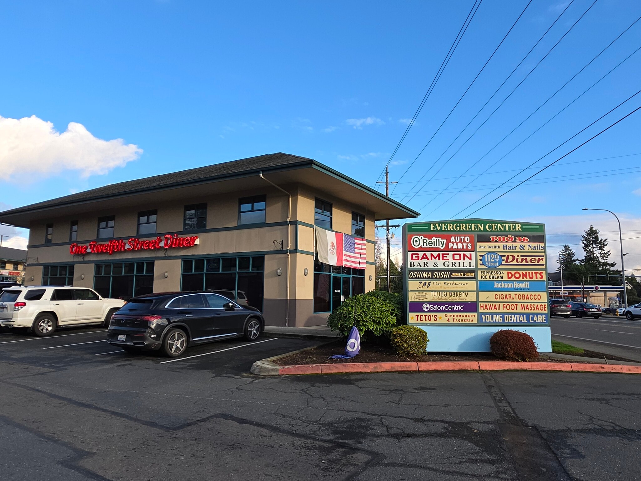 11120 Evergreen Way, Everett, WA for lease Building Photo- Image 1 of 10