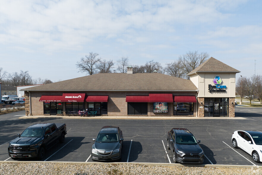 3723 Kings Pointe Rd, Toledo, OH for lease - Building Photo - Image 3 of 7