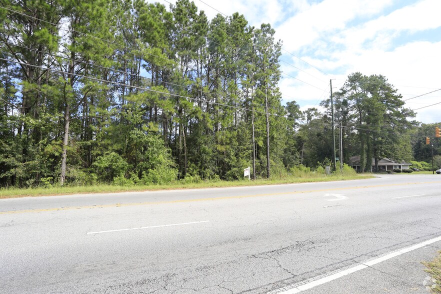 820 Gahagan Rd, Summerville, SC 29485