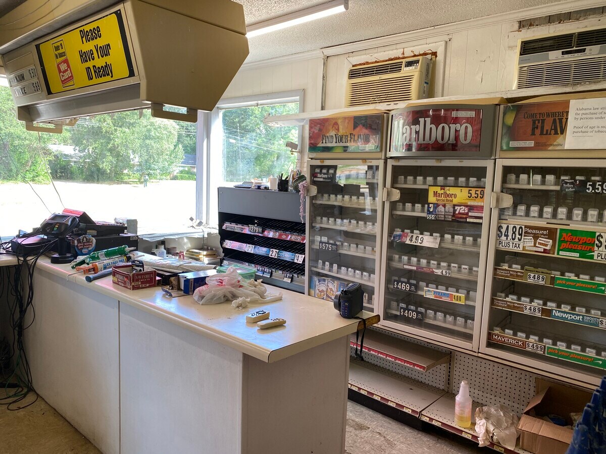 3590 Andrews Ave, Ozark, AL 36360