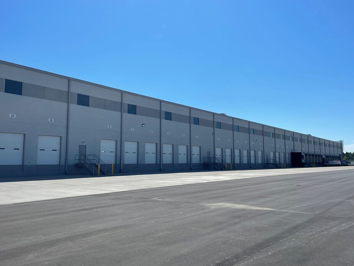 310 N Corporate Dr, Currie, NC 28435