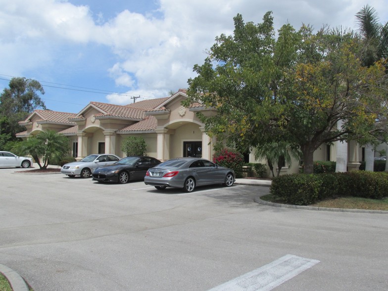 14060 Metropolis Ave, Fort Myers, FL for sale - Building Photo - Image 1 of 1