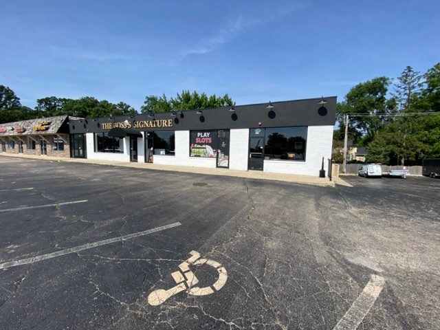 314-330 S Main St | Bartlett, IL 60103