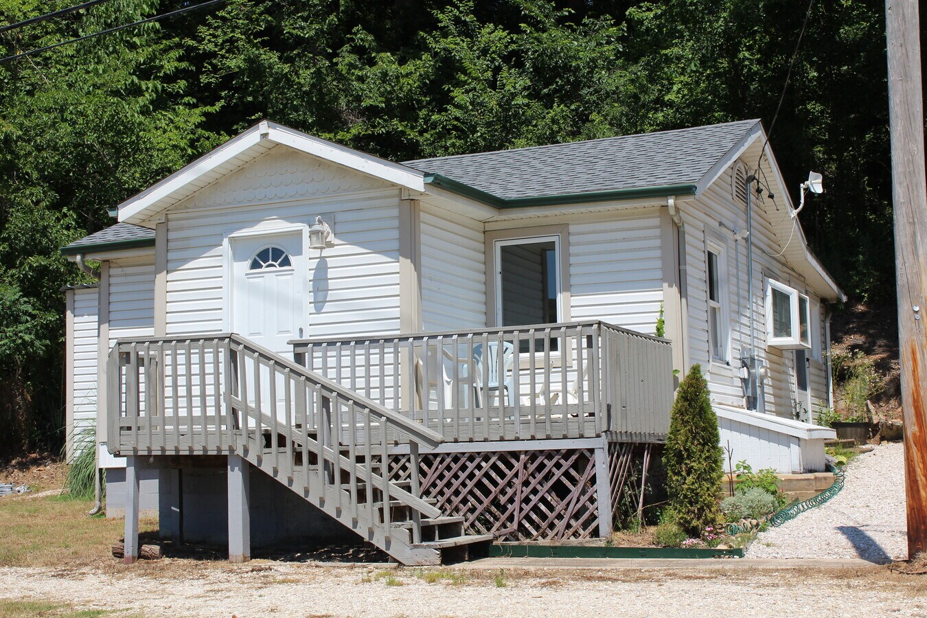 1 Walnut Grove Rd, Eldon, MO 65026 Office for Sale