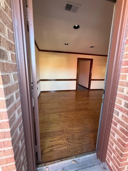 9843-9855 Business Way, Manassas, VA for lease - Building Photo - Image 3 of 23