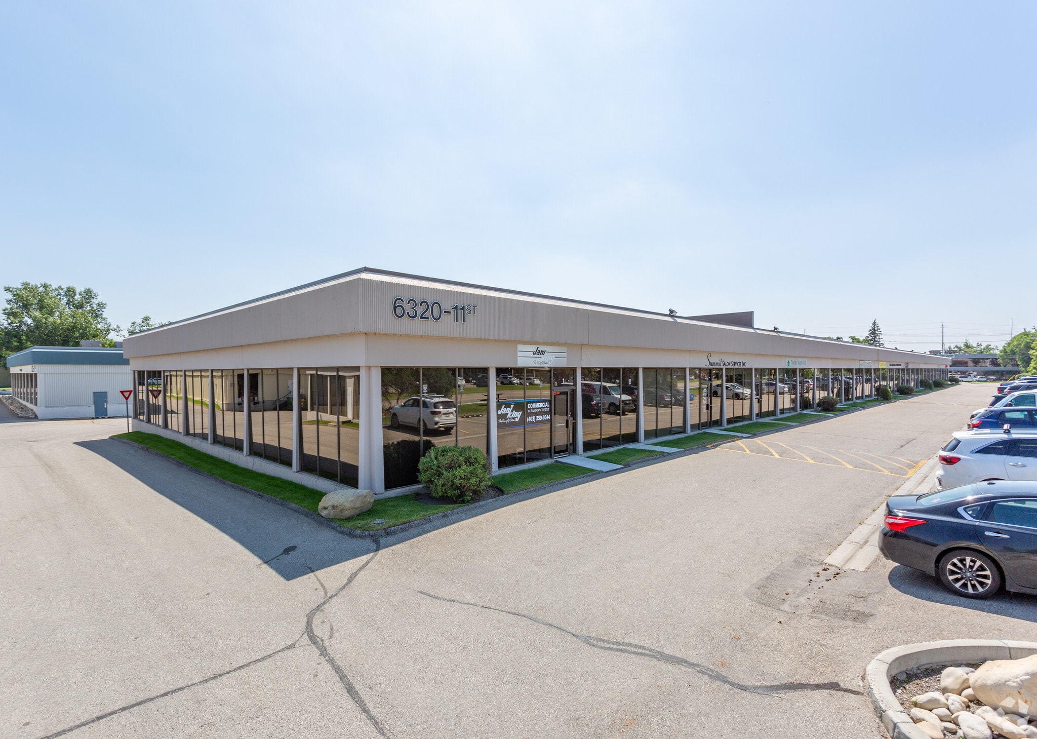 6320 11th St SE, Calgary, AB for lease Primary Photo- Image 1 of 4