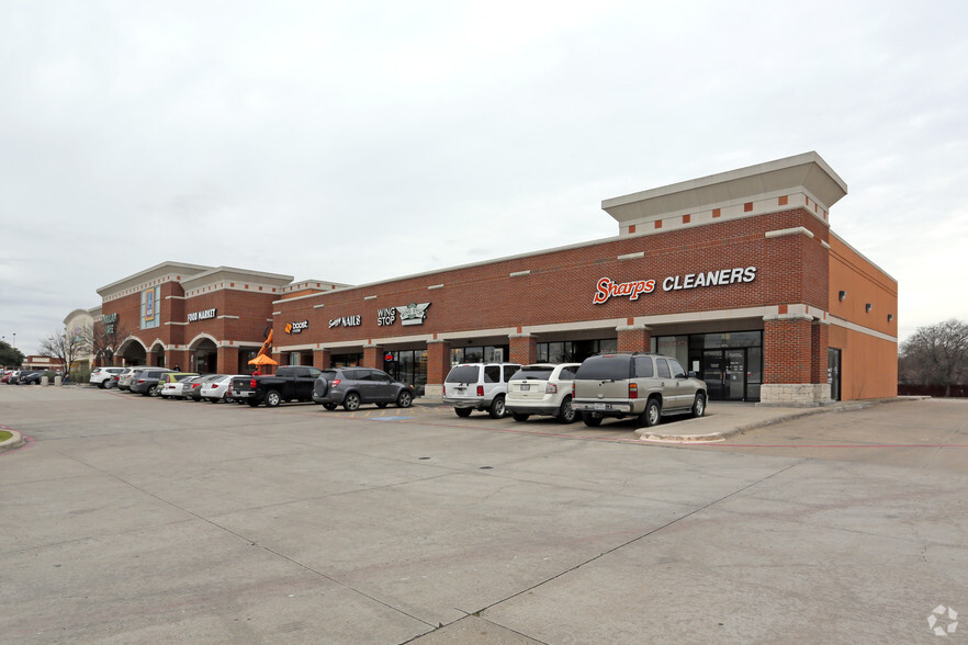 7440 McCart Ave, Fort Worth, TX for lease - Primary Photo - Image 1 of 13