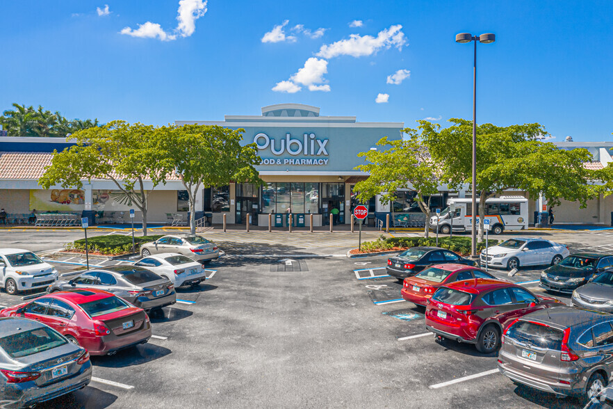 10075-10155 W Oakland Park Blvd, Sunrise, FL for lease - Building Photo - Image 3 of 18