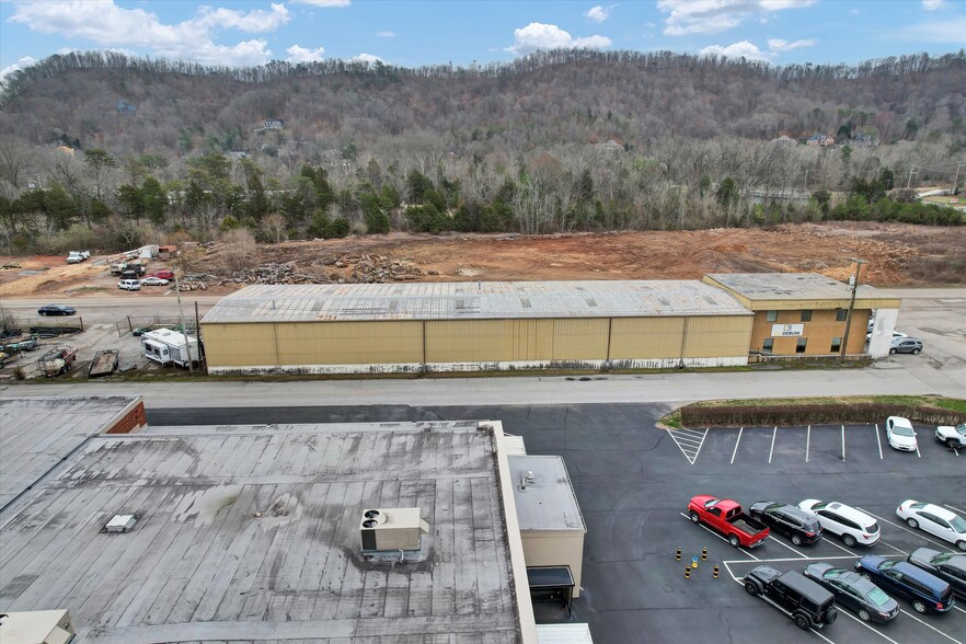 169 Warehouse Rd, Oak Ridge, TN for sale - Primary Photo - Image 1 of 4