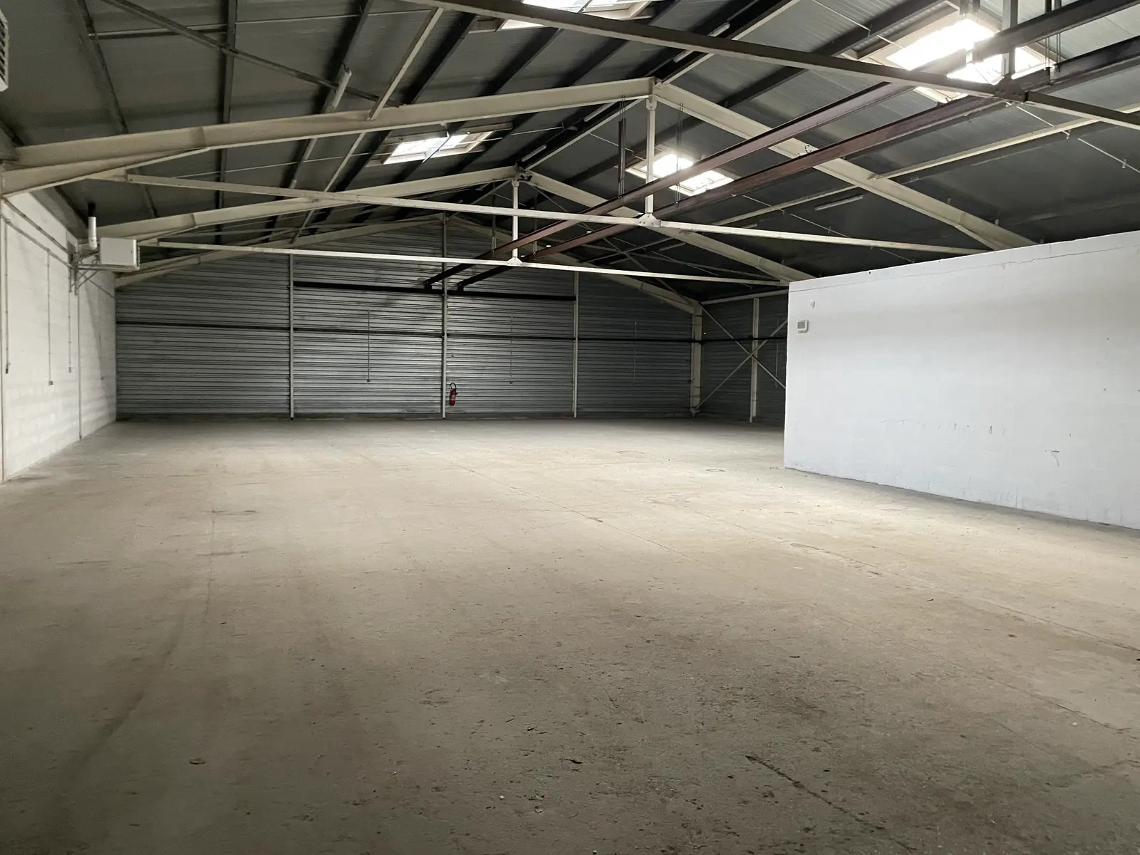 Rue Dury, Leforest for lease Interior Photo- Image 1 of 5