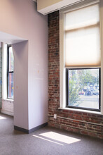 240 Commercial St, Boston, MA for lease Interior Photo- Image 2 of 6