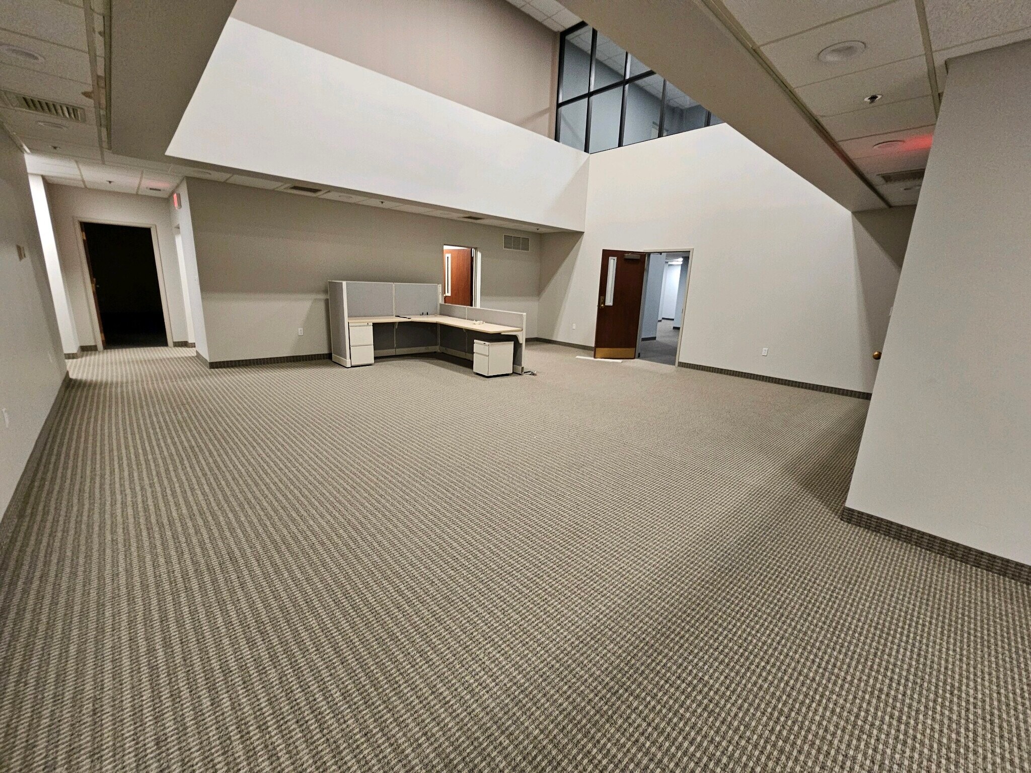215 Moody Rd, Enfield, CT for lease Interior Photo- Image 1 of 5