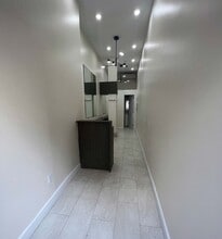 2528 Broadway, New York, NY for lease Interior Photo- Image 2 of 3