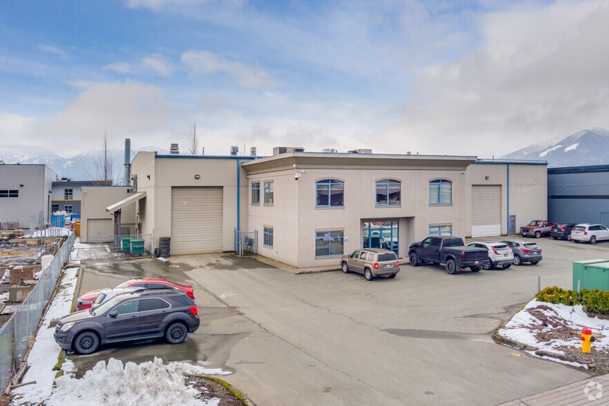 7934 Enterprise Dr, Chilliwack, BC for sale - Building Photo - Image 1 of 1