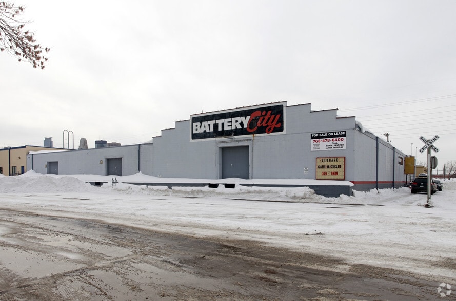 58 NE 9th Ave, Minneapolis, MN for lease - Primary Photo - Image 1 of 4