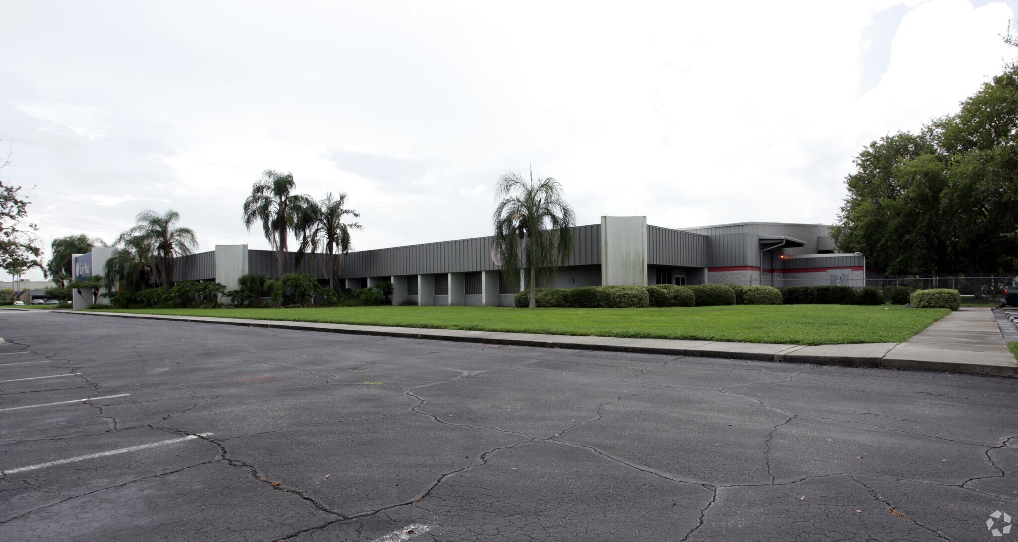 1900 47th Ter E, Bradenton, FL for sale Building Photo- Image 1 of 1