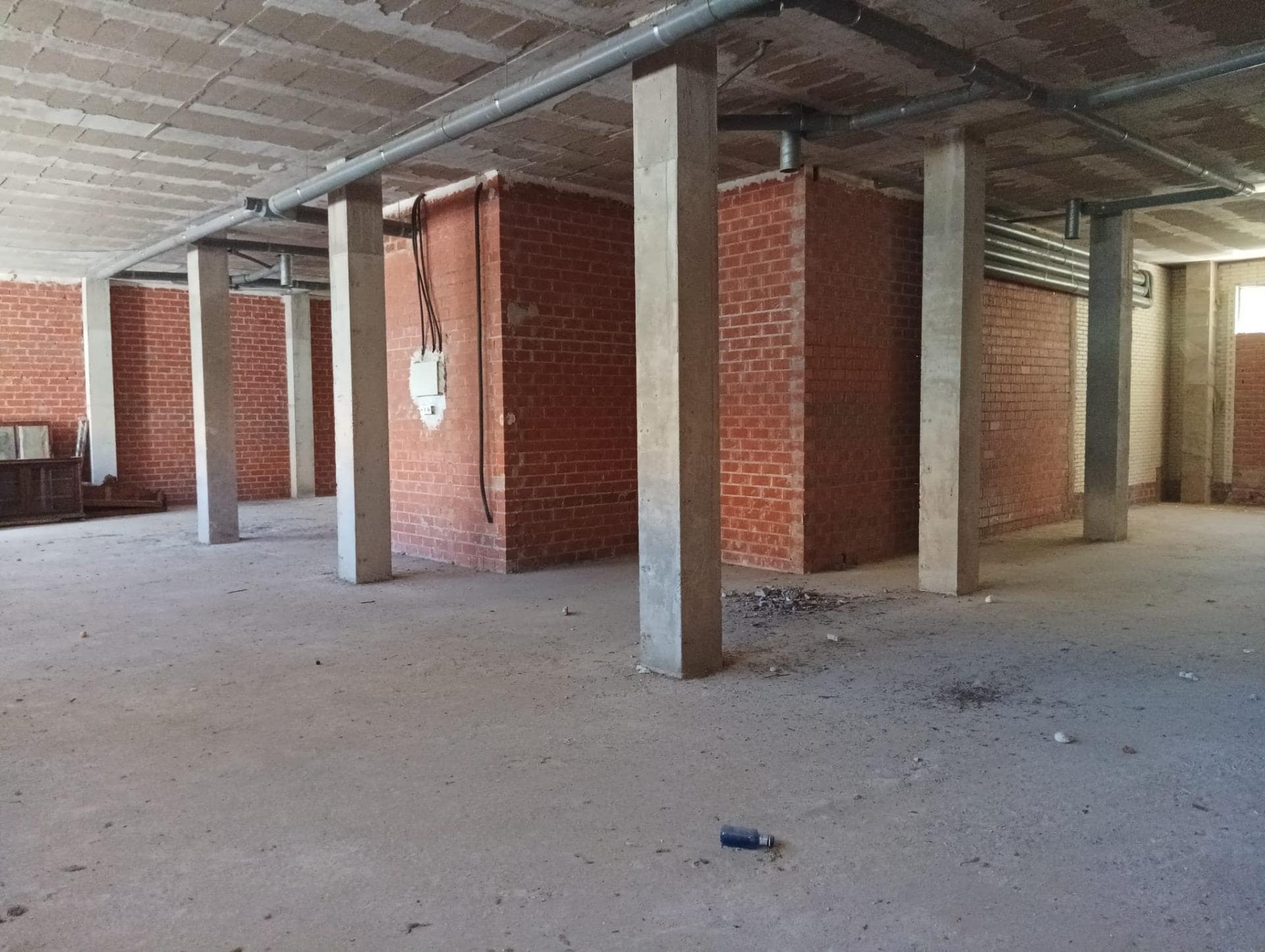 Retail in Cáceres for lease Building Photo- Image 1 of 7