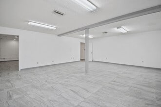 3429 N Liberty St, Jacksonville, FL for lease Interior Photo- Image 1 of 16