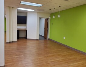 405 Northfield Ave, West Orange, NJ for lease Interior Photo- Image 2 of 14