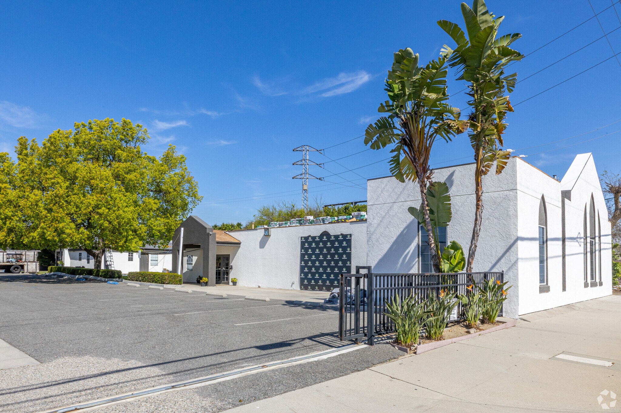 11543-11555 Paramount Blvd, Downey, CA for lease Primary Photo- Image 1 of 2