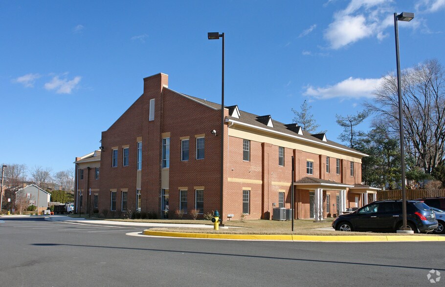 817 Cedar Creek Grade, Winchester, VA for sale - Building Photo - Image 1 of 1