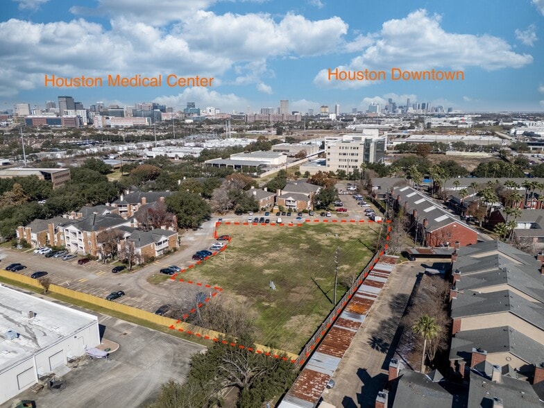 2626 Holly Hall St, Houston, TX for sale - Building Photo - Image 3 of 29