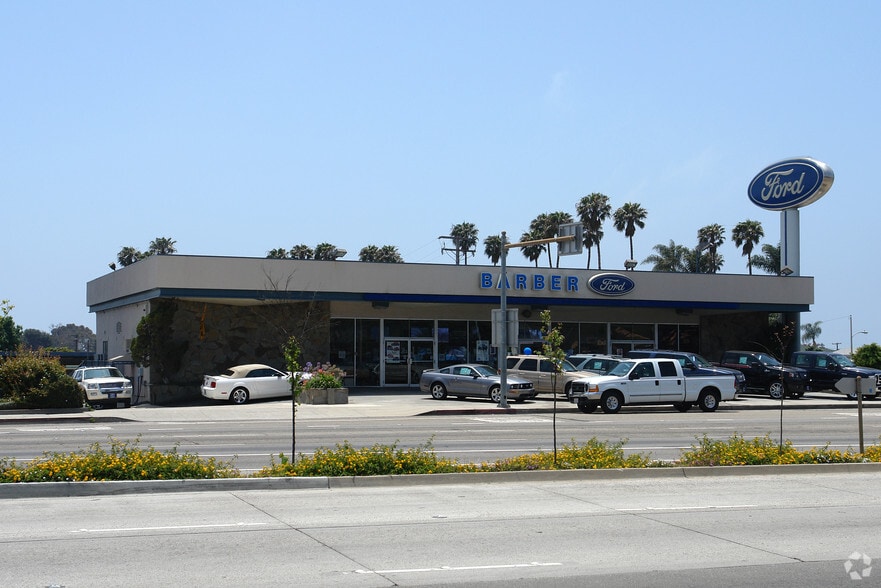 3440 E Main St, Ventura, CA for lease - Building Photo - Image 3 of 24