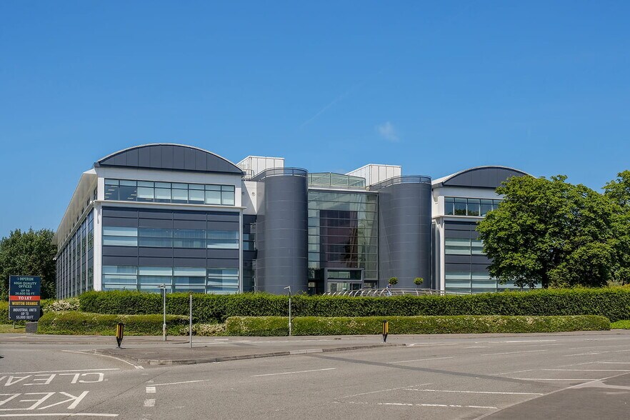Imperial Way, Reading for lease - Building Photo - Image 2 of 4