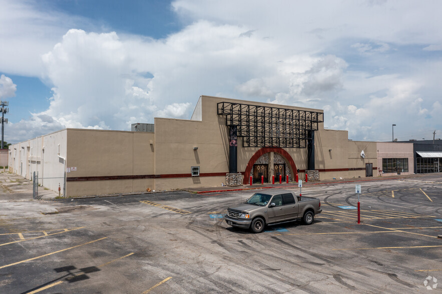 9960 Kleckley Dr, Houston, TX for lease - Building Photo - Image 1 of 6