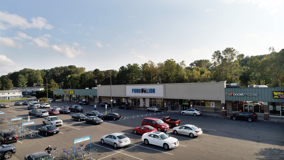 3800 Reynolda Rd, Winston-Salem, NC for lease - Building Photo - Image 1 of 5