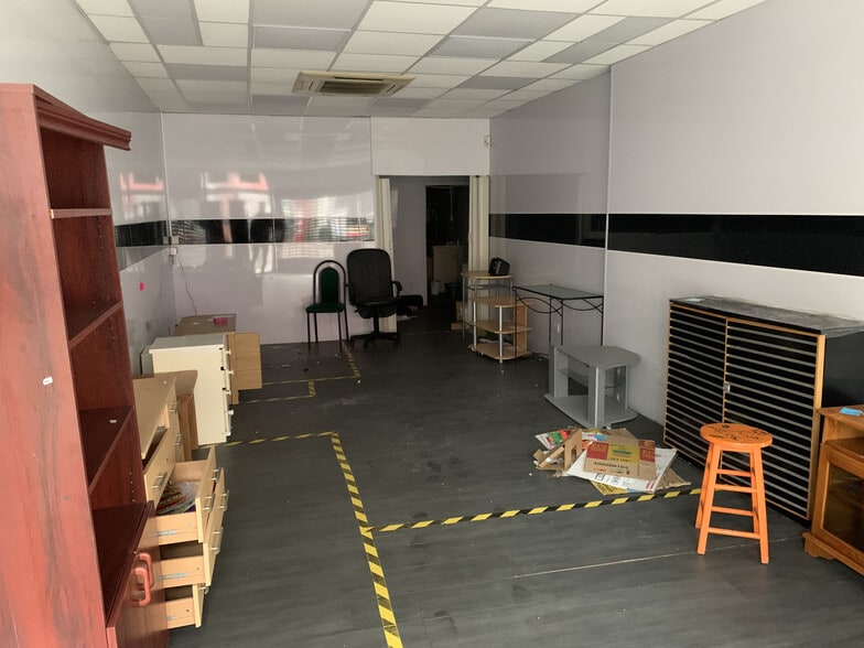 117-119 High St, Irvine for sale - Interior Photo - Image 3 of 8