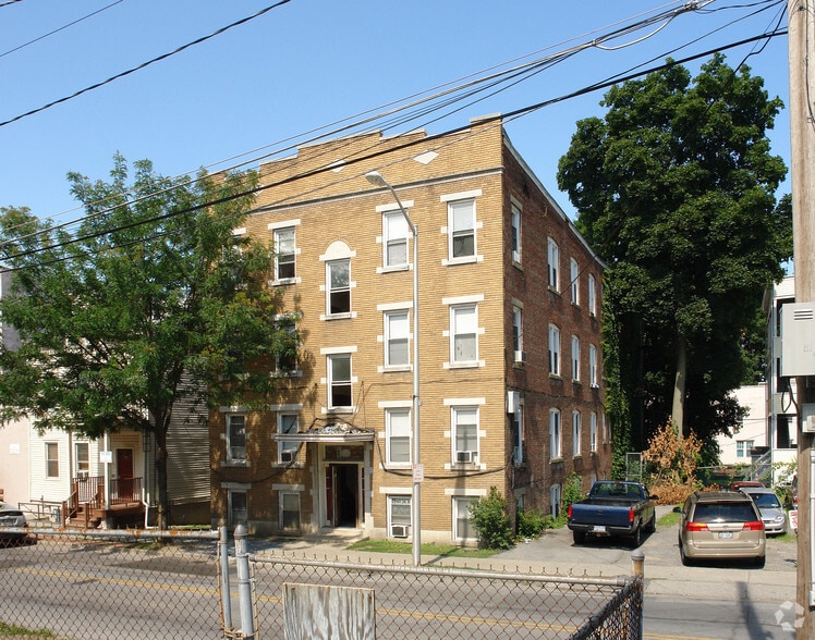 Academy Collection - 76 Academy Street portfolio of 1 properties for sale on LoopNet.com - Primary Photo - Image 1 of 11