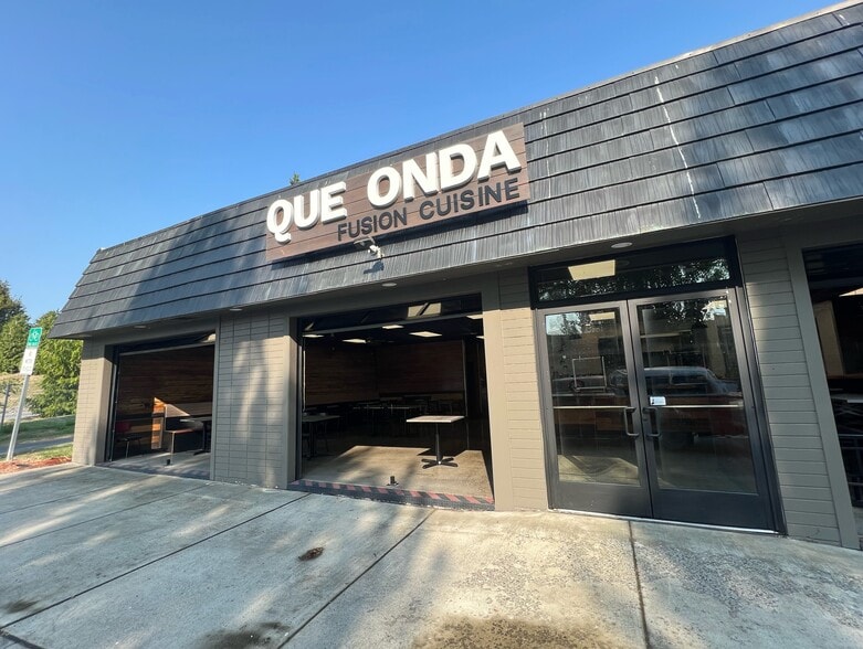 442 Peace Portal Dr, Blaine, WA for sale - Interior Photo - Image 1 of 14