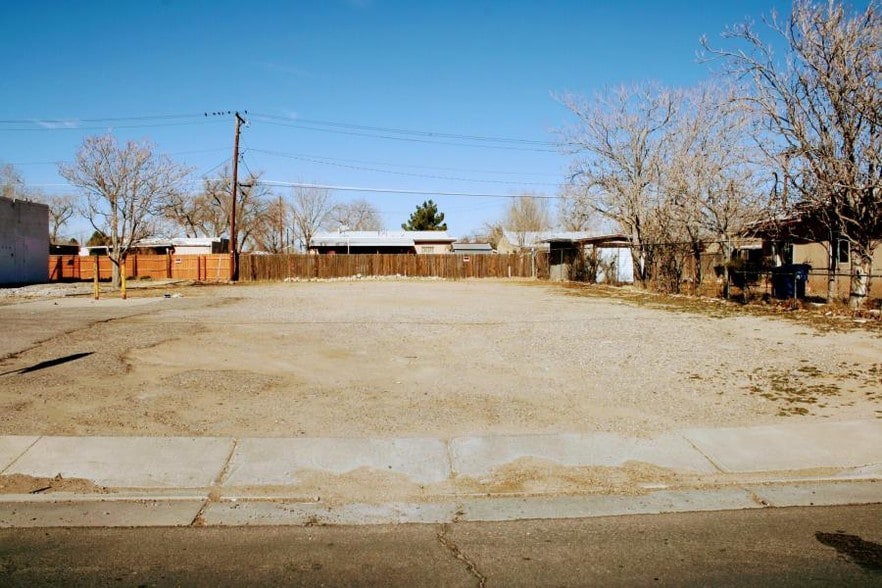 1111 Griegos Rd, Albuquerque, NM 87107