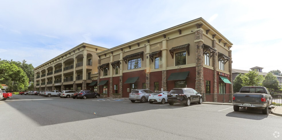 148-178 NC 105 Hwy Ext, Boone, NC for lease - Primary Photo - Image 1 of 3