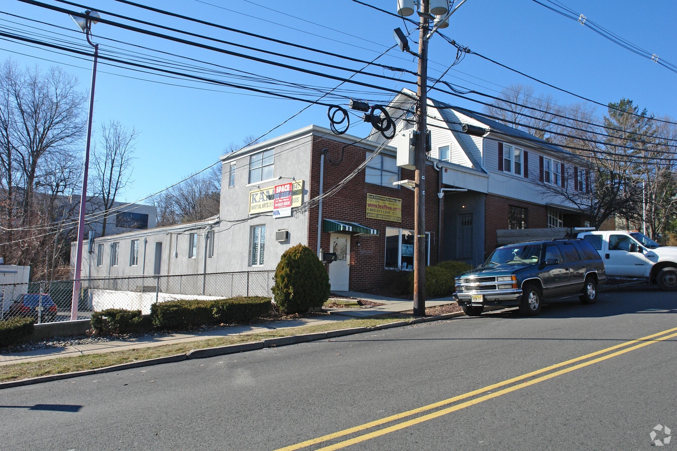 913 Ackerman Ave, Emerson, NJ 07630