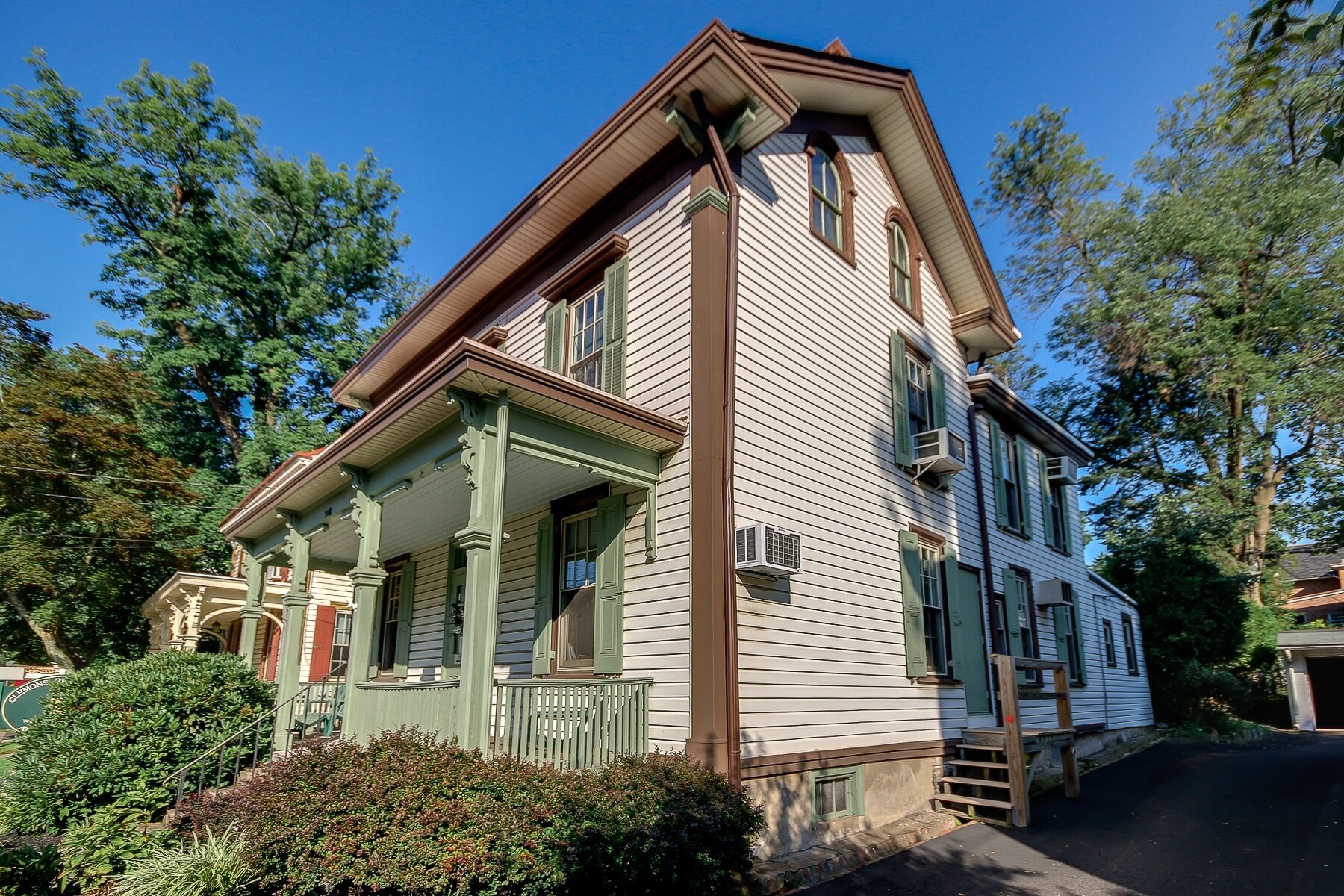 107 E Oakland Ave, Doylestown, PA for sale Building Photo- Image 1 of 1