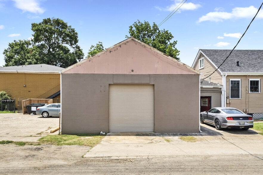 8704 Oak St, New Orleans, LA for lease - Building Photo - Image 2 of 11