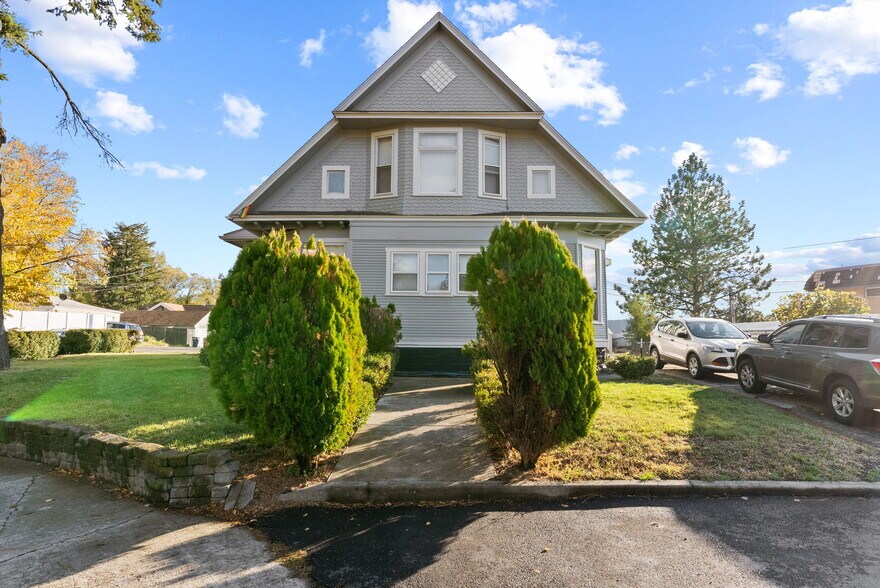 2003 W 10th Ave, Spokane, WA for sale - Building Photo - Image 2 of 14