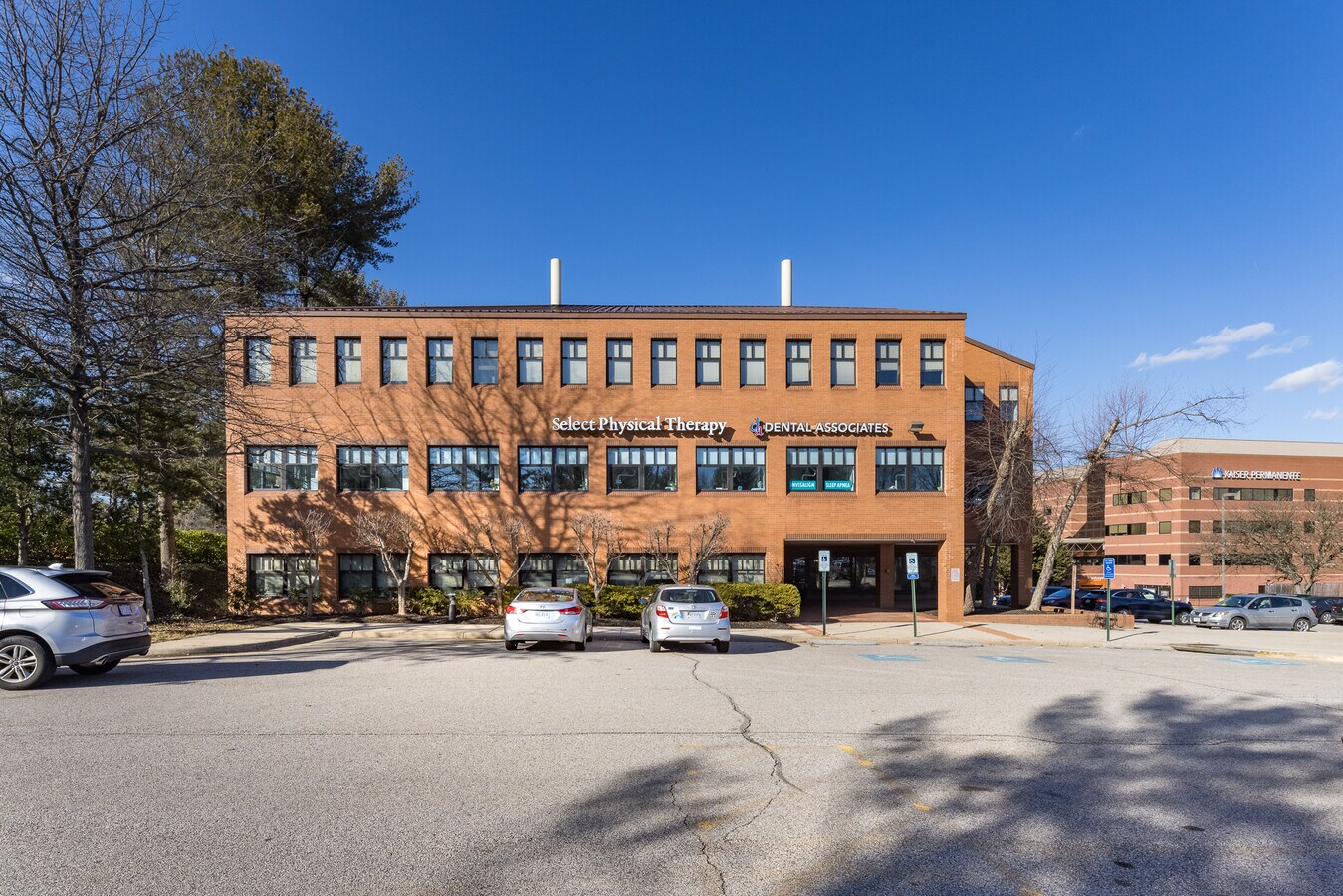 6035 Burke Centre Pky, Burke, VA 22015 Burke Center Office