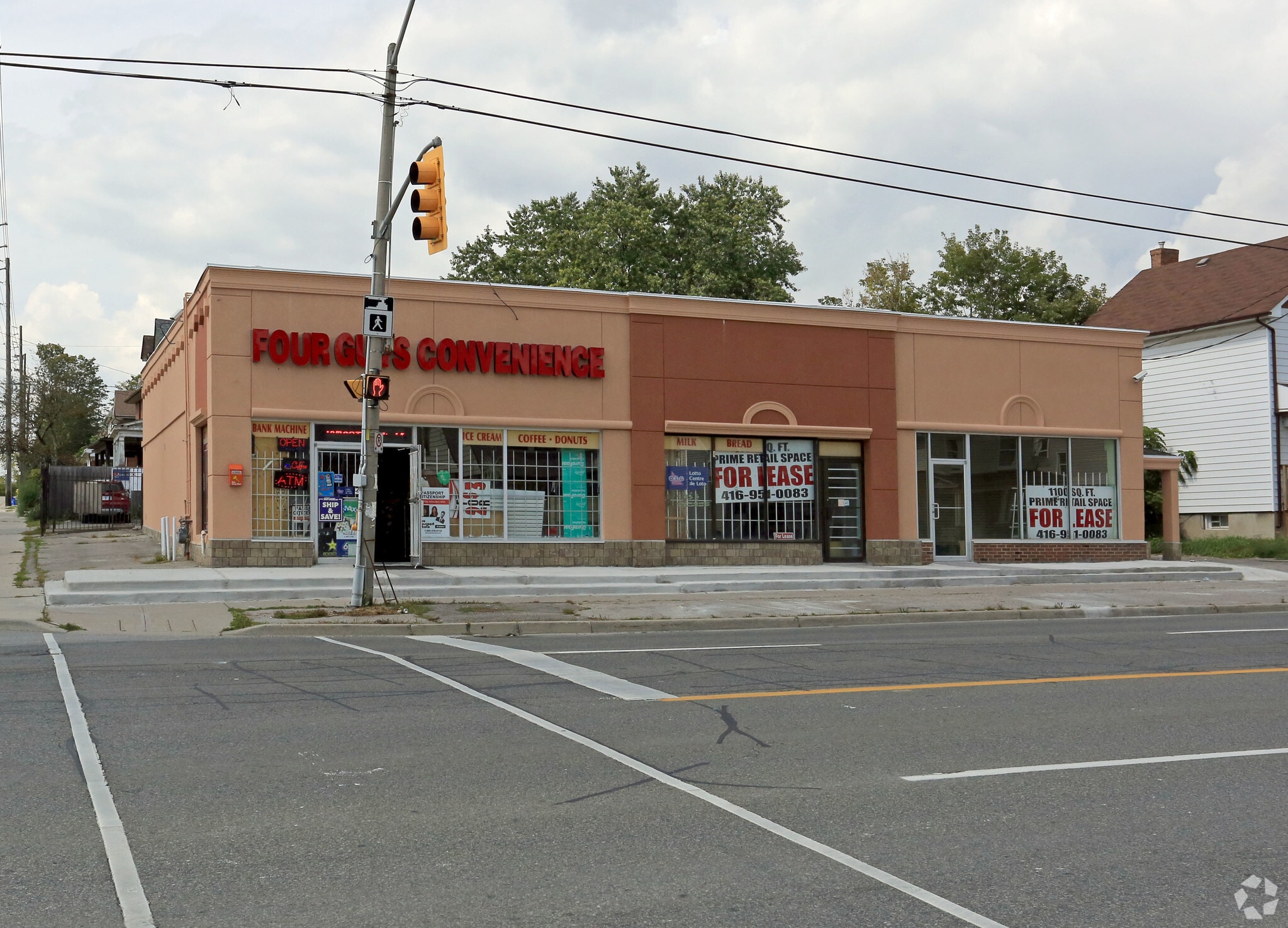 174 Ritson Rd S, Oshawa, ON for sale Primary Photo- Image 1 of 1