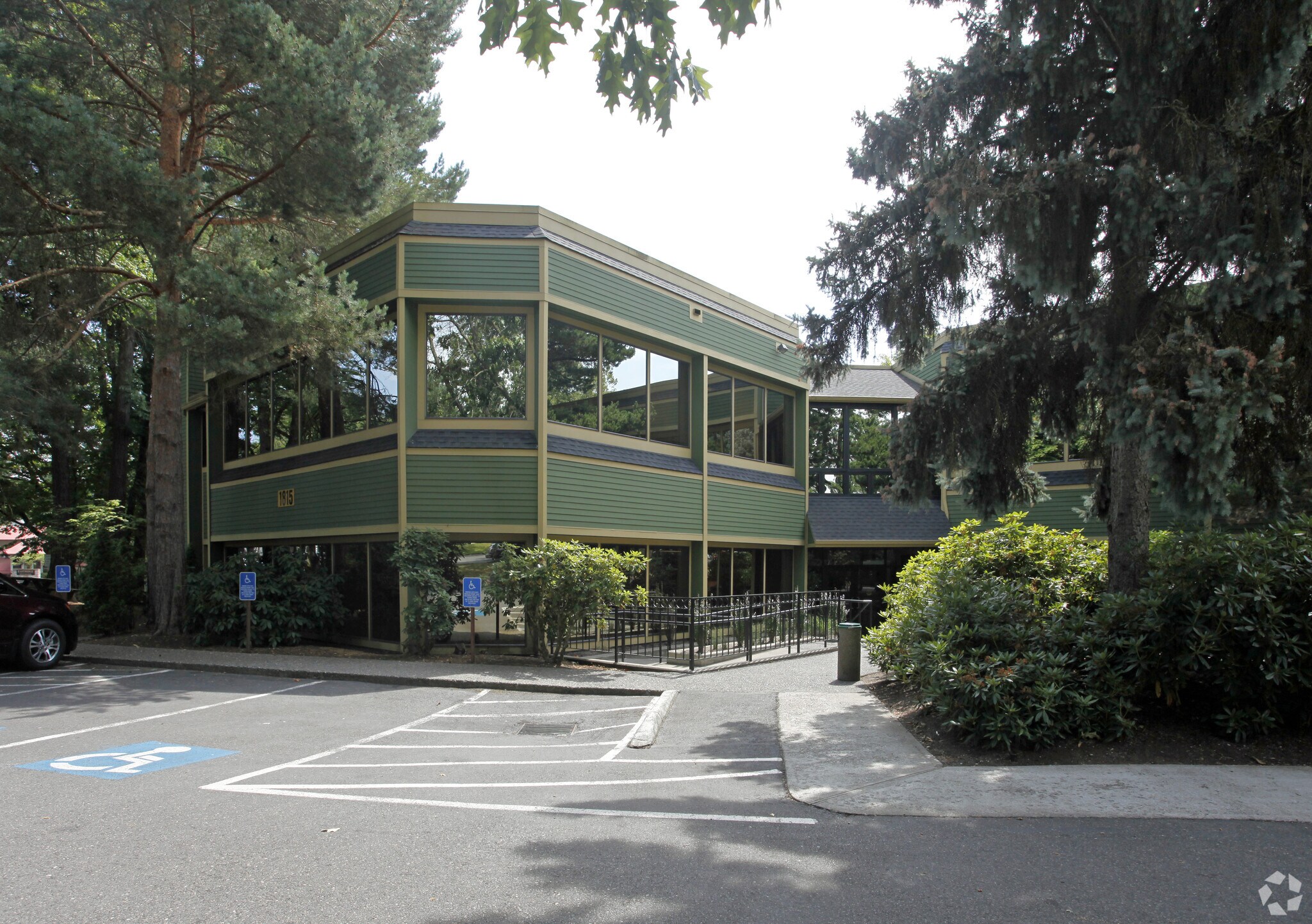 1815 SW Marlow, Portland, OR for sale Building Photo- Image 1 of 1