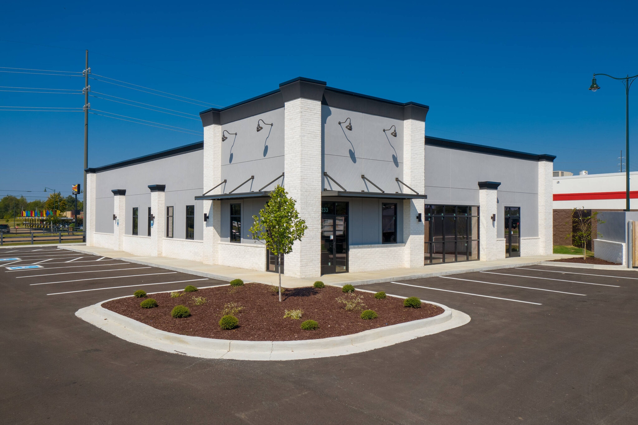 233 Parkstone Place, Jackson, TN for lease Building Photo- Image 1 of 5